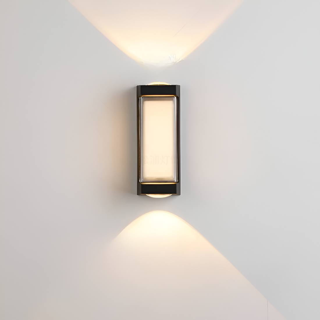 Outdoor Up Down Wall Light | Nordic Minimalist, 3000K Warm White