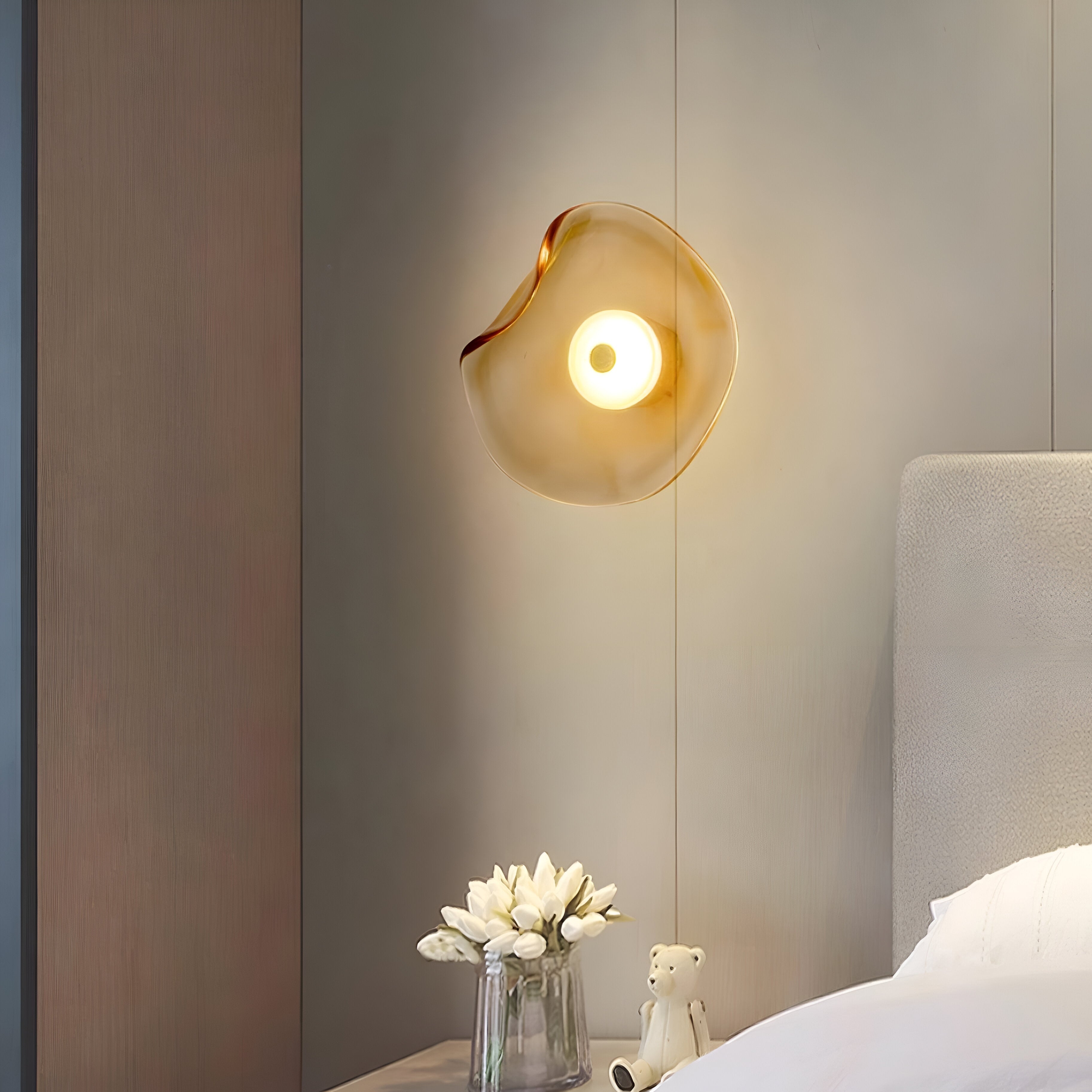Curved Glass LED Wall Light | Japandi Style, Warm White