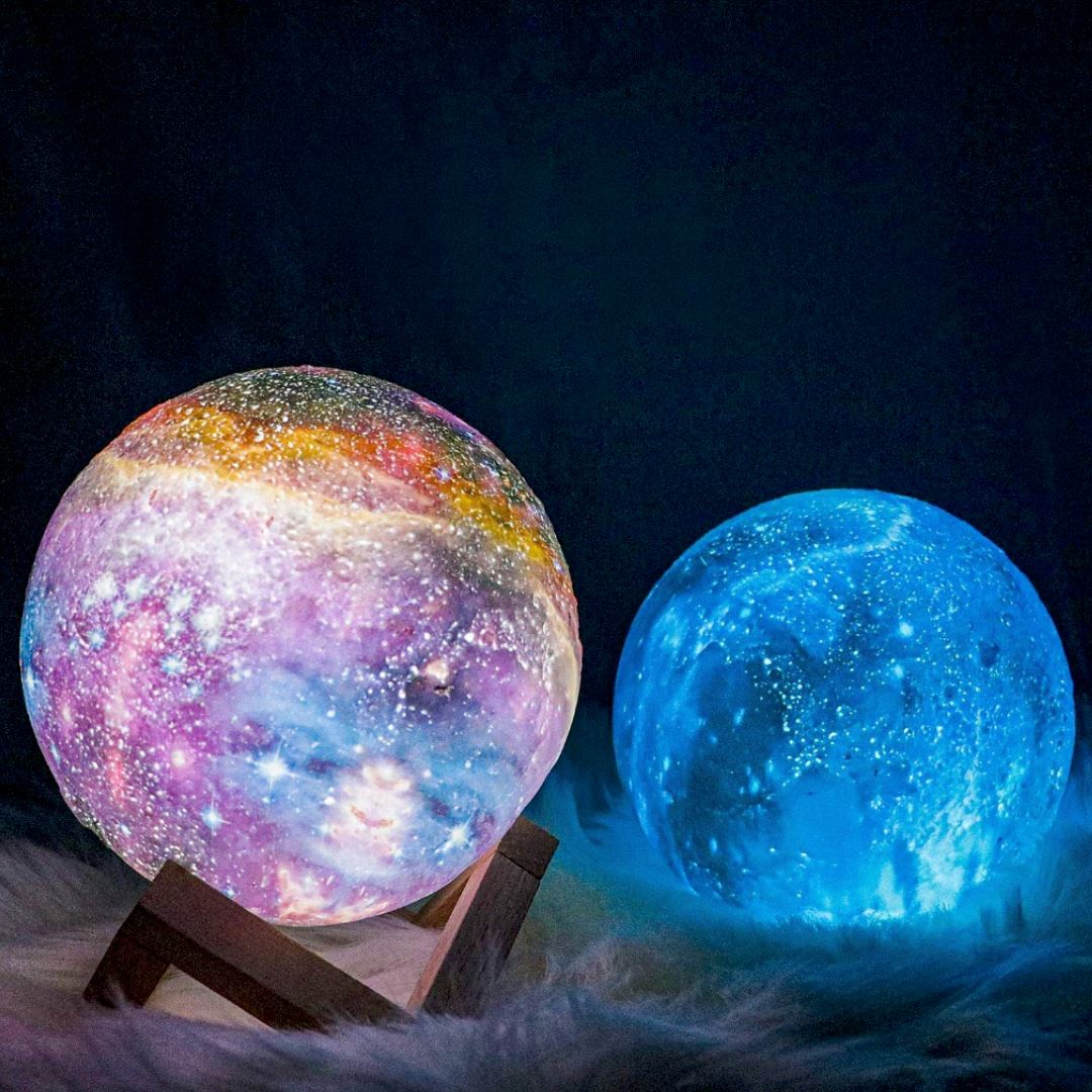 Moon Lamp Night Light | 16 Colours, Dimmable with Remote