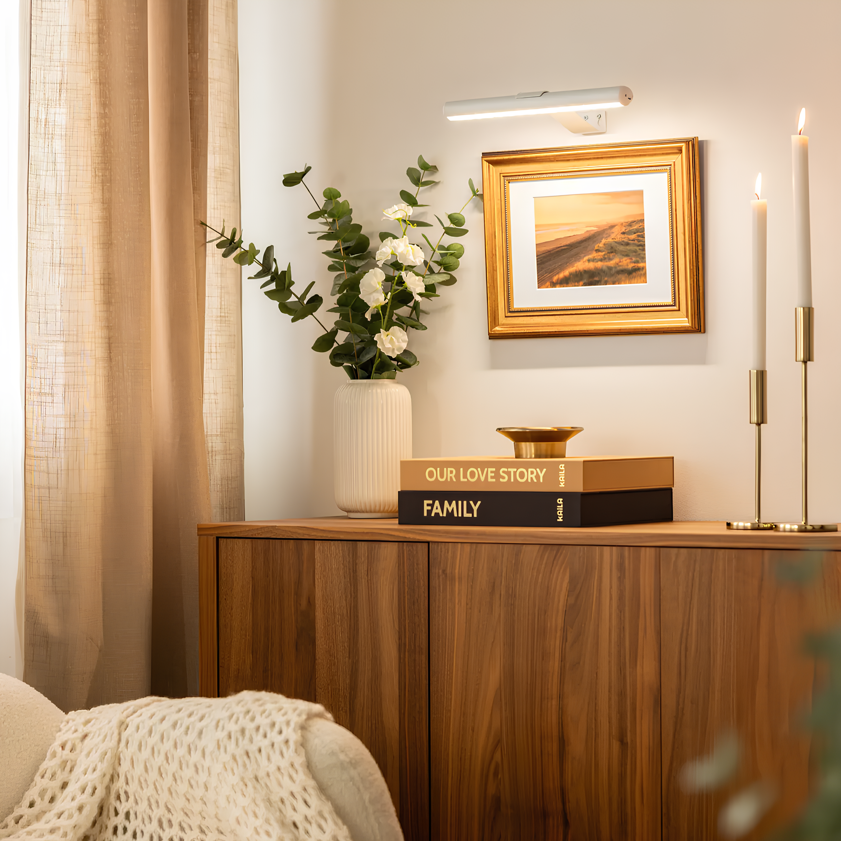 Wireless LED Picture Light | Dimmable, Rechargeable Wall Lamp