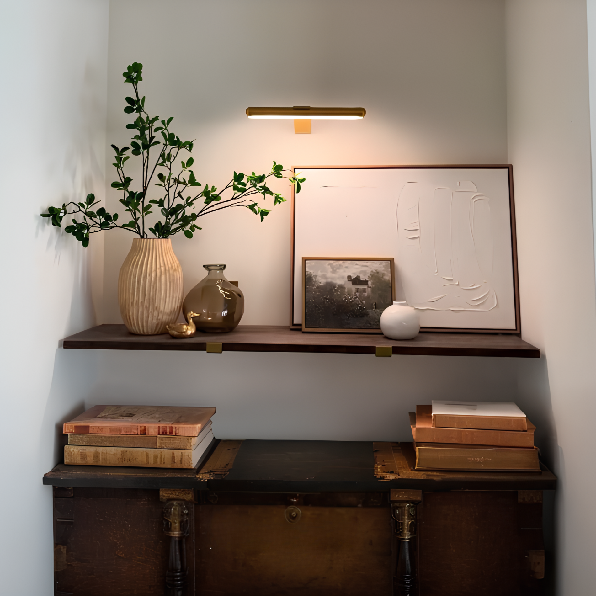 Wireless LED Picture Light | Dimmable, Rechargeable Wall Lamp