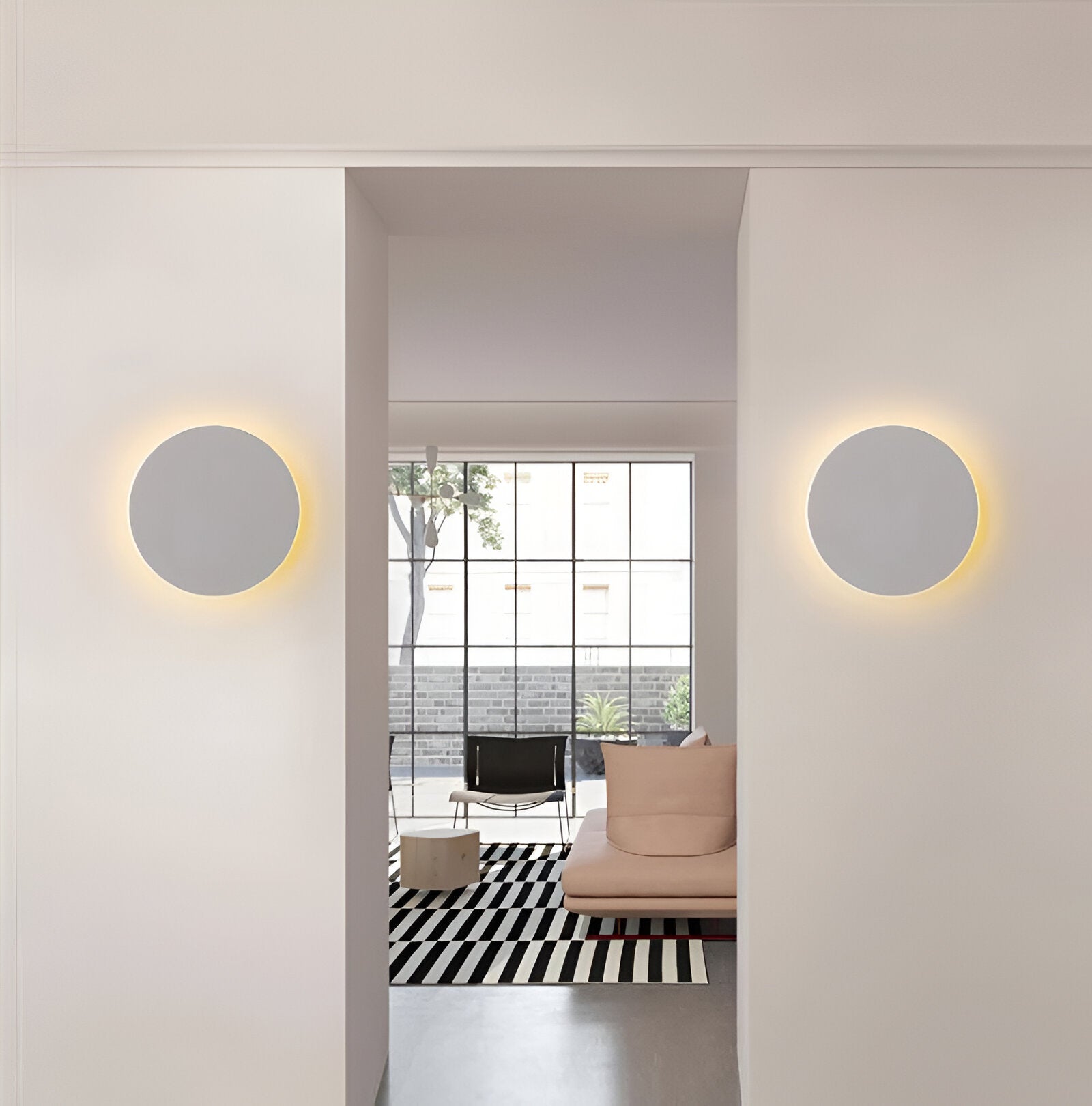 Round Aluminium LED Wall Light | Nordic Minimalist, 3000K Warm White